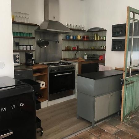 Logement De Charme A Joyeuse Apartamento Exterior foto