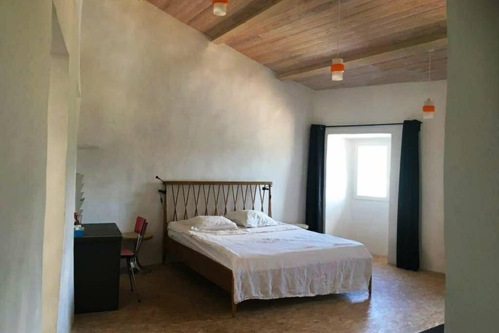 Logement De Charme A Joyeuse Apartamento Exterior foto